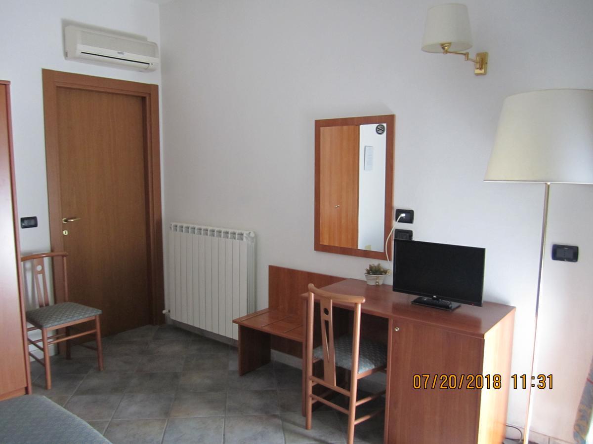 Adelphi Room & Breakfast Ferrara Exterior foto