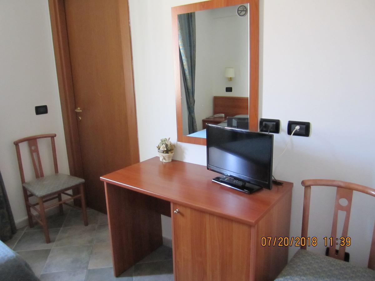 Adelphi Room & Breakfast Ferrara Exterior foto